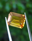 4.05 Carats Loose Natural Sapphire Intense Sparkling Yellow Gemstone Emerald-cut