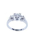 Diamond engagement ring round cut