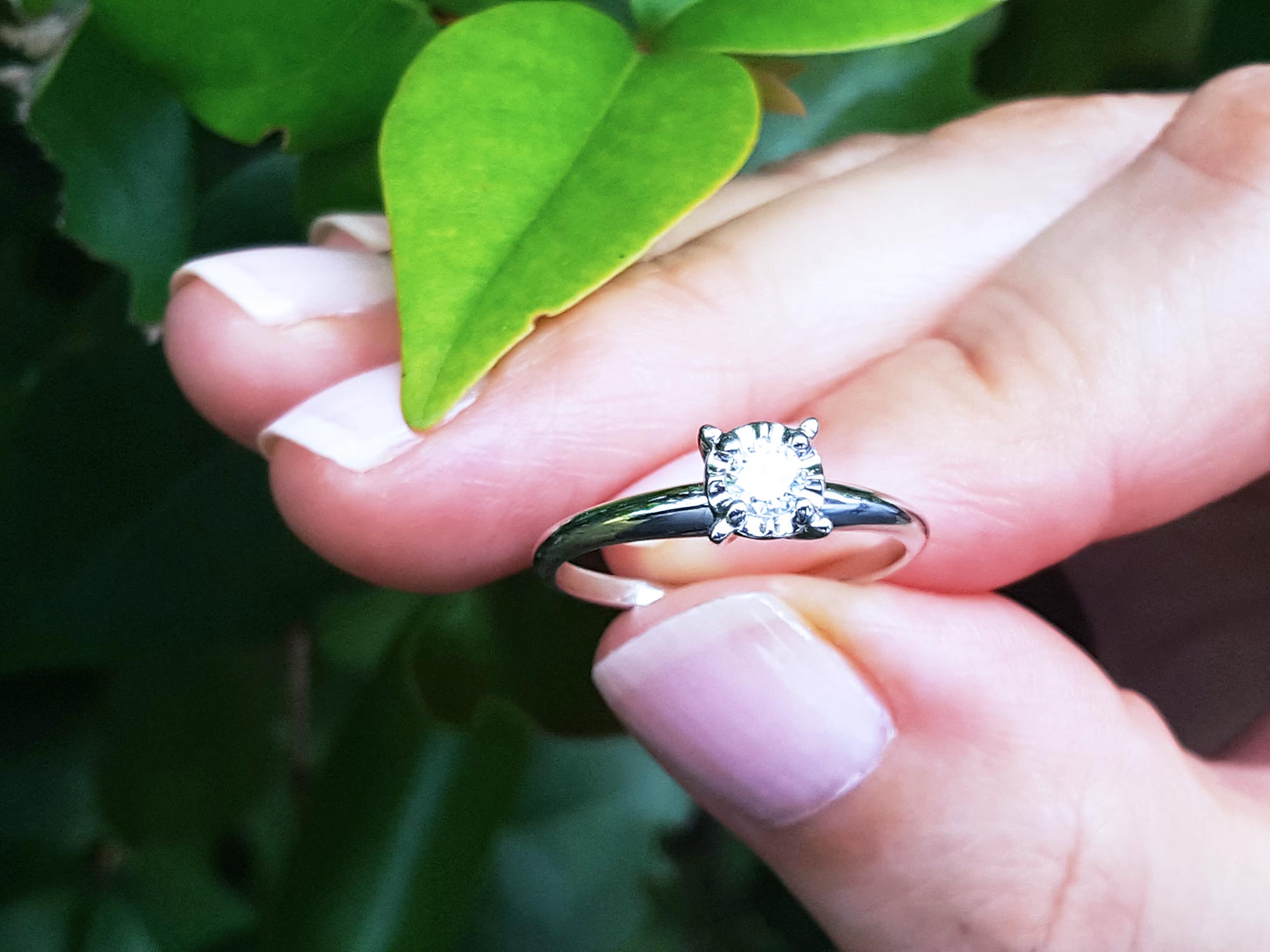 illusion setting diamond engagement ring