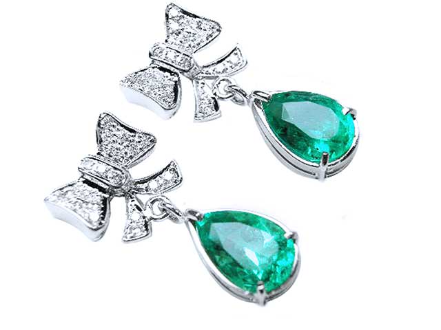 Colombian emerald r earrings for sale