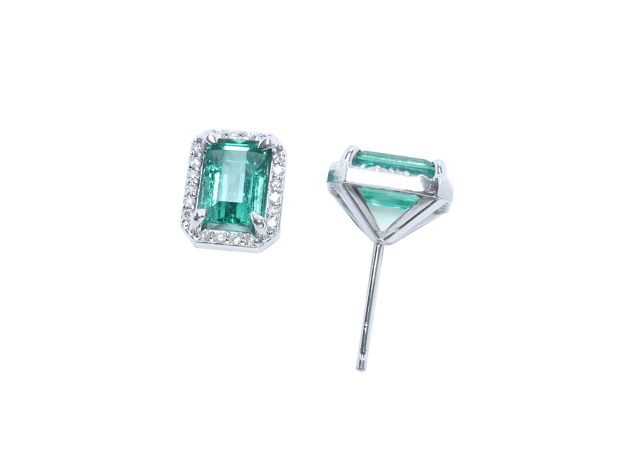 Muzo emeralds stud earrings