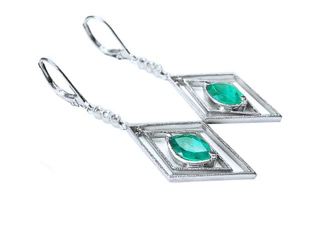 Colombian  emerald earrings for sale