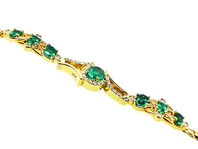 Emerald from Colombia bangle bracelet