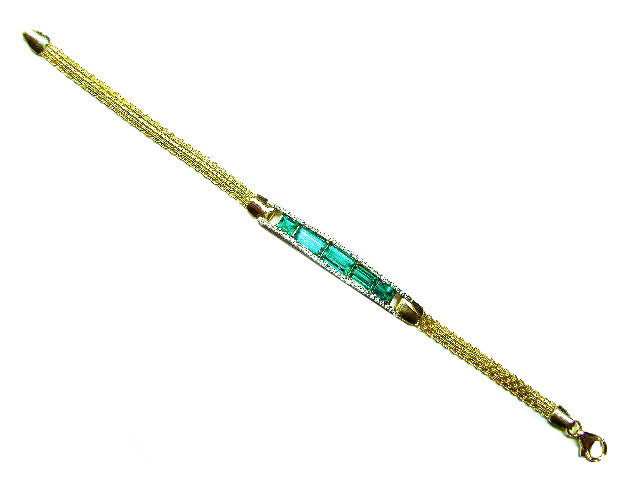 Vibrant emerald ladies bracelet