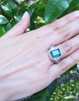 Muzo emerald ring