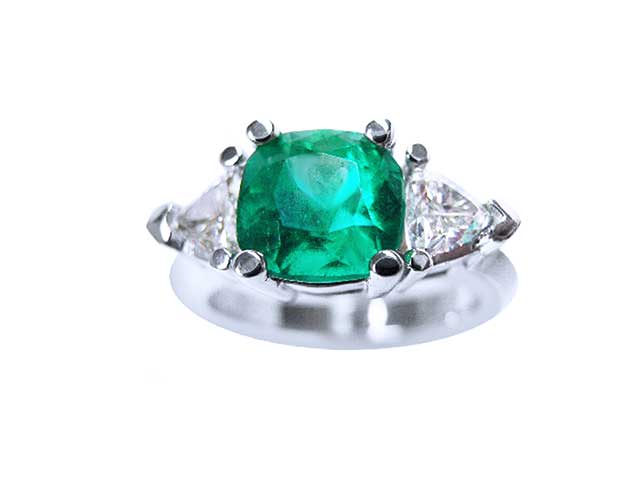 Natural Colombian emerald engagement rings for sale