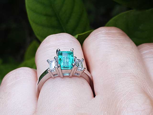 Emerald-cut ladies emerald ring