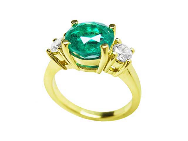 yellow gold emerald ring