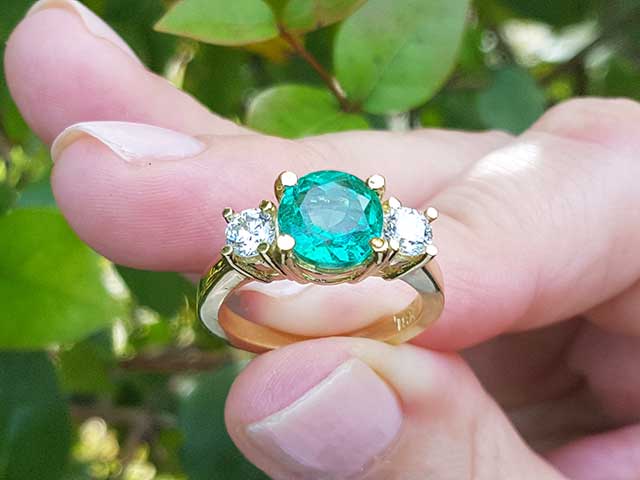Colombian emerald jewelry