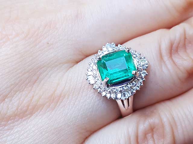 Green gemstone rings for women-4