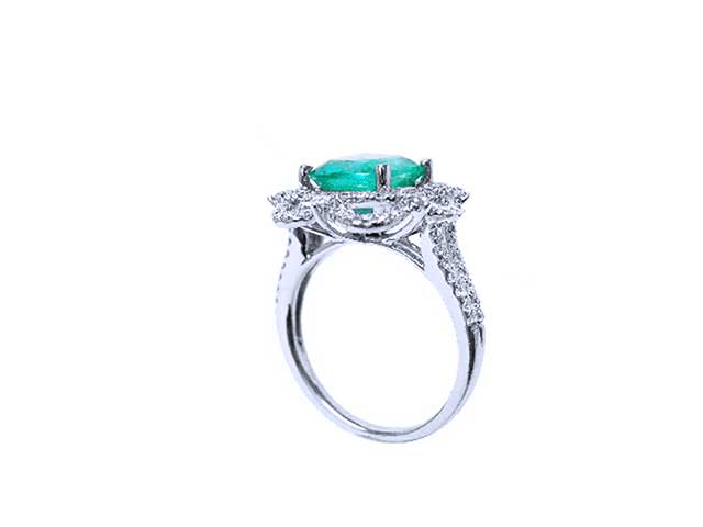 Authentic Colombian emeralds fine jewelry