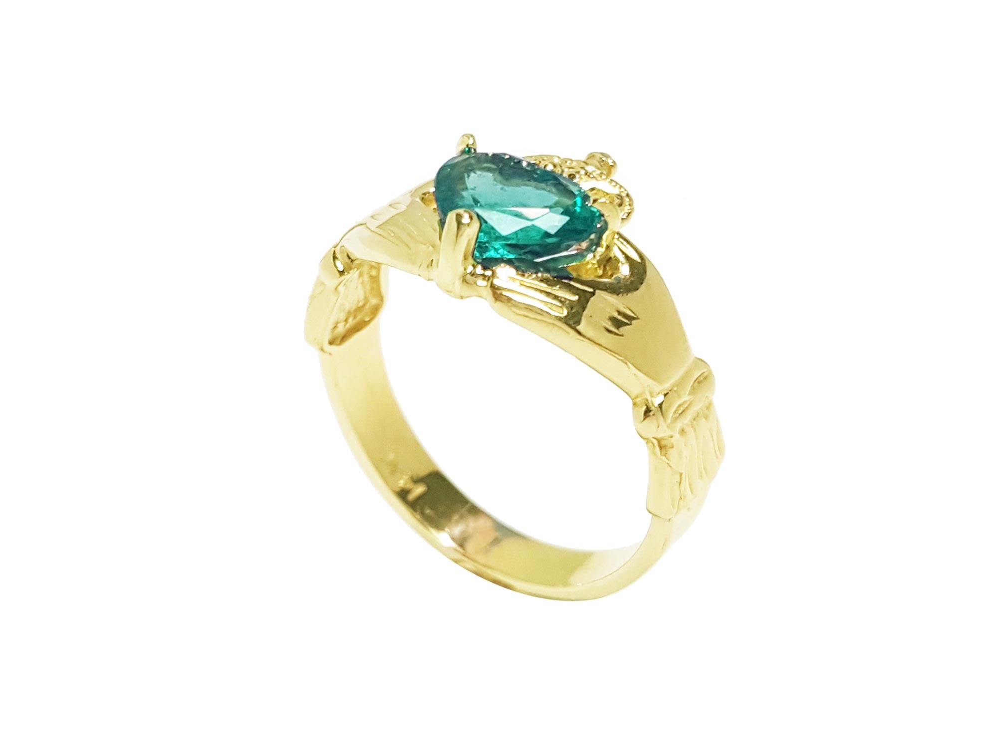 Women&#39;s emerald claddagh ring