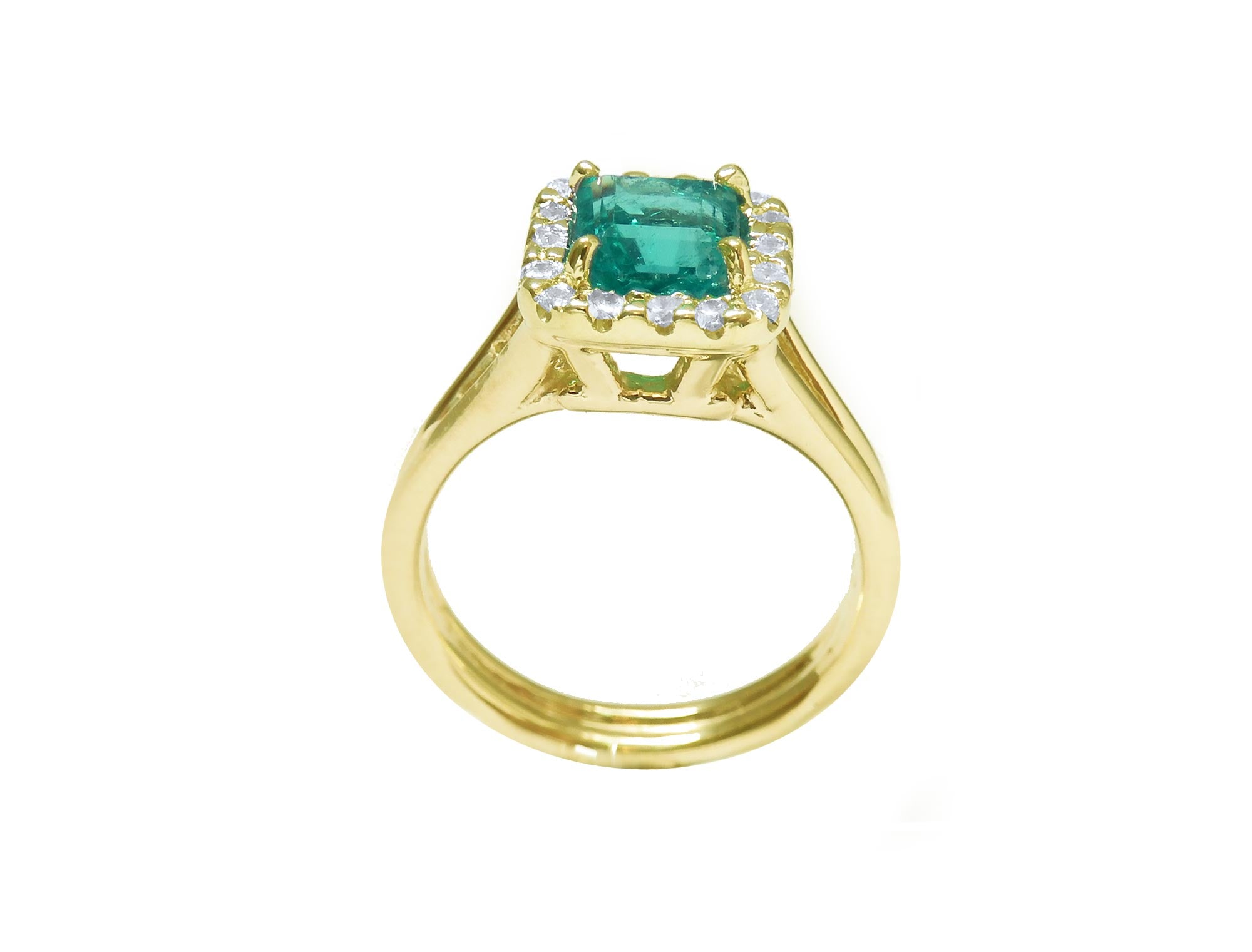 emerald ring yellow gold