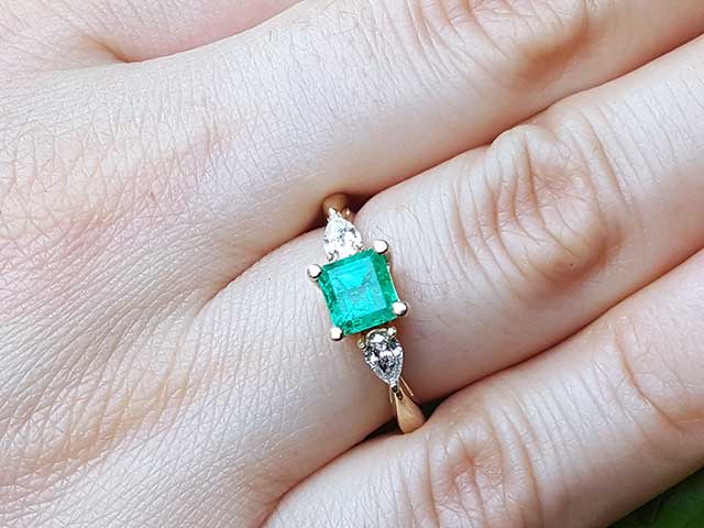 Genuine Emerald rings for  mother’s day