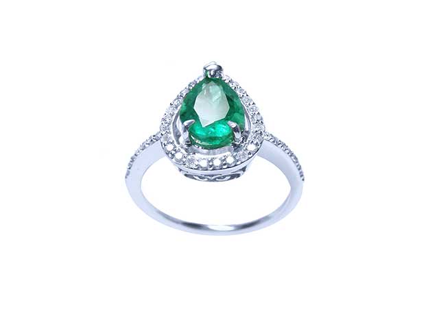 Unique Colombian emeralds fine jewelry
