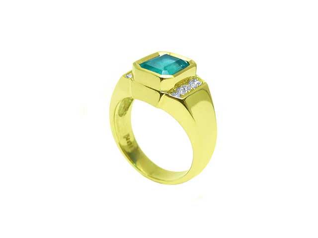 May&#39;s birthstone emerald gold ring for man