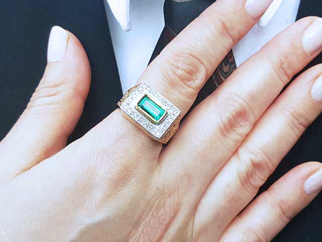 Men&#39;s Emerald Rings for sale