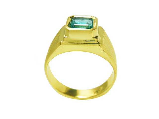 Men&#39;s emerald pinky ring 18k