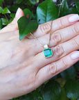 Modern emerald necklace fine jewelry