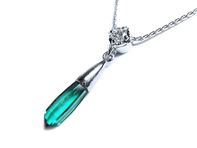 Emerald green fire briolette necklace