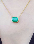 Solitaire emerald necklace