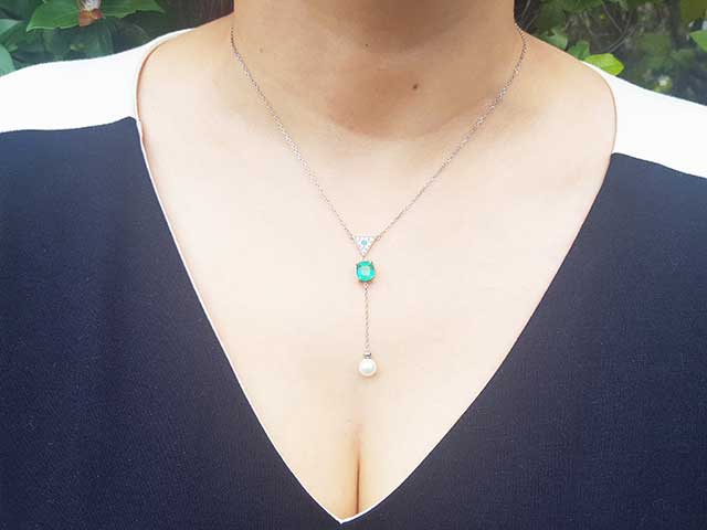 Real Colombian emerald and pearl necklace