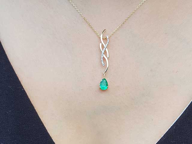 Pear cut genuine emerald necklace