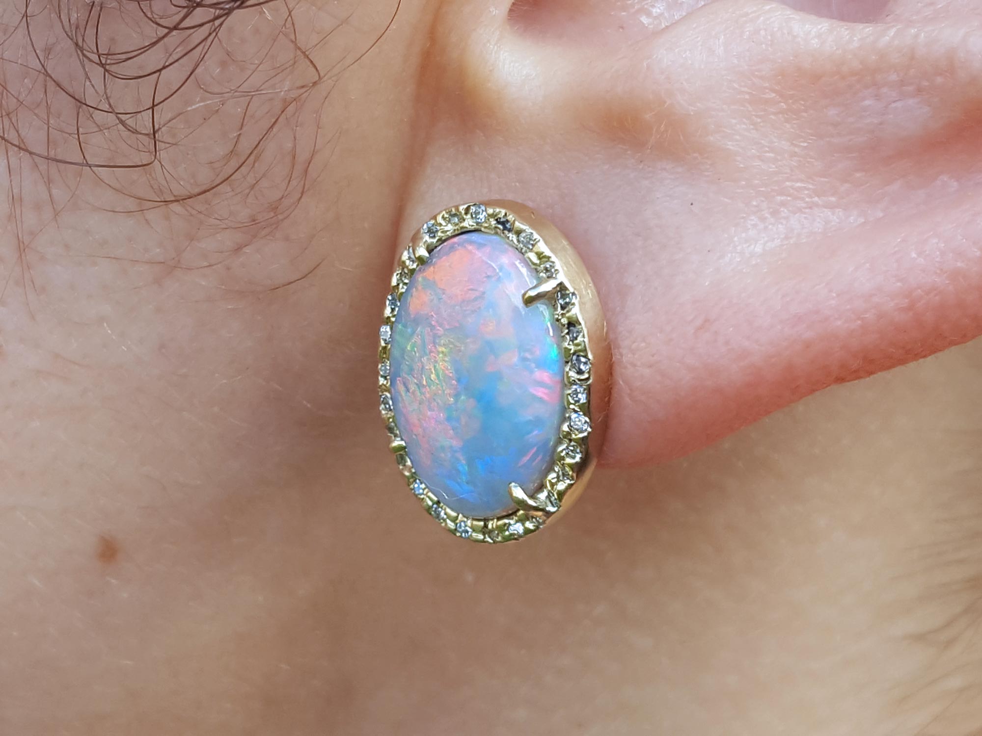 Solid opal solid gold earrings