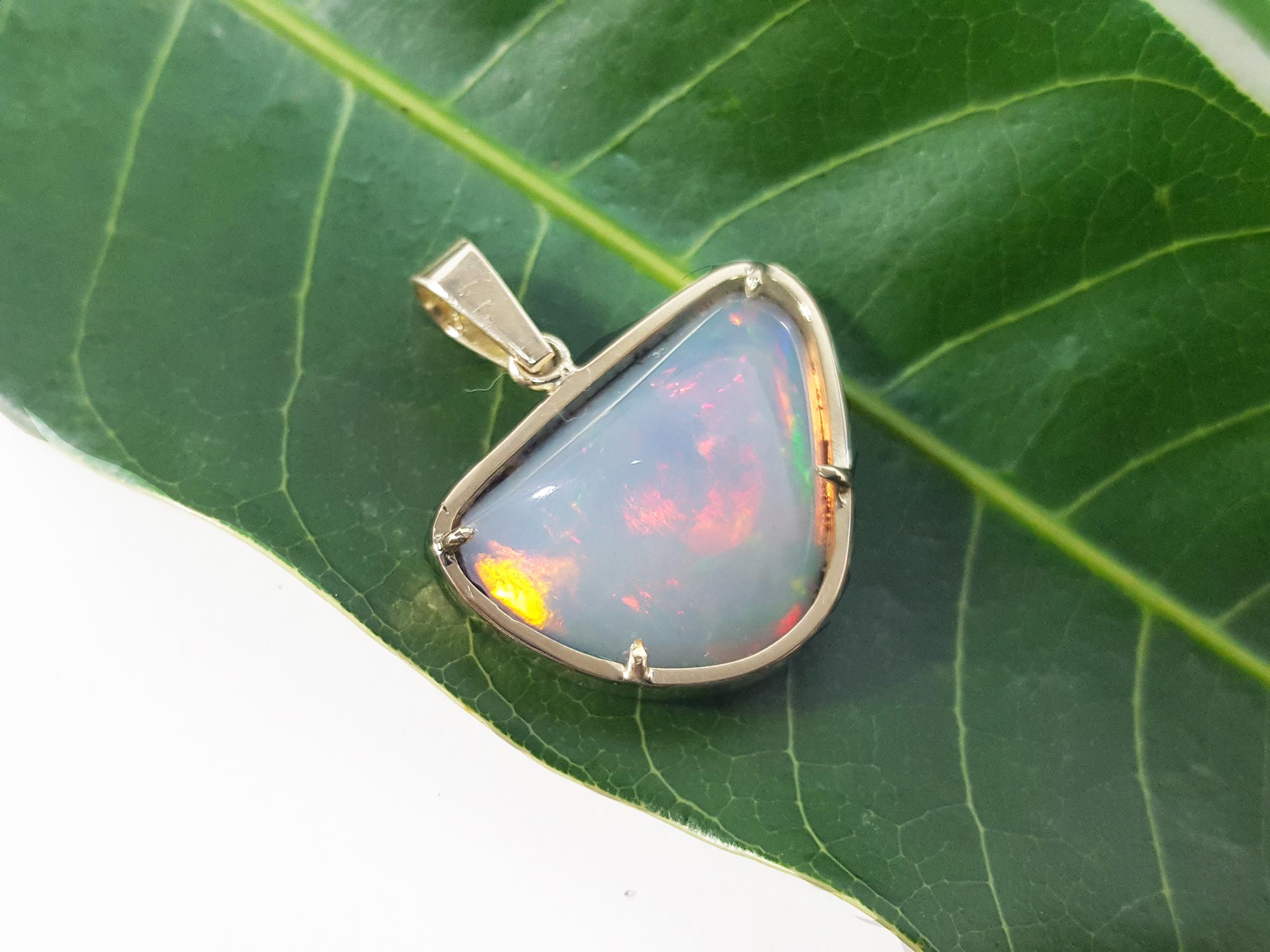 Ethiopian opal Red fire 