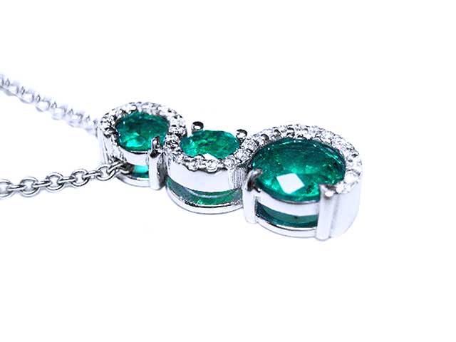 Bridal emerald journey pendant necklace