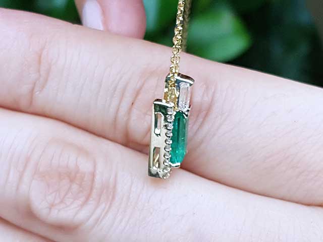 Real Colombian emerald pendant necklace