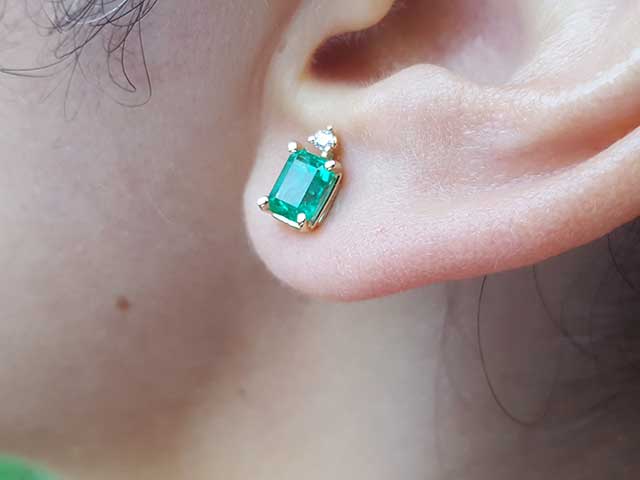 Emerald gold earrings for sale