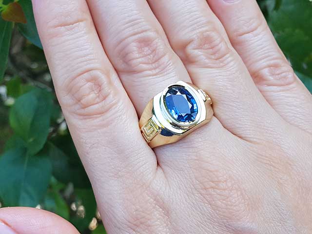Men&#39;s Real blue sapphire ring