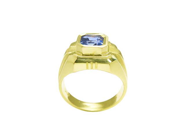 Real sapphire and gold solitaire ring