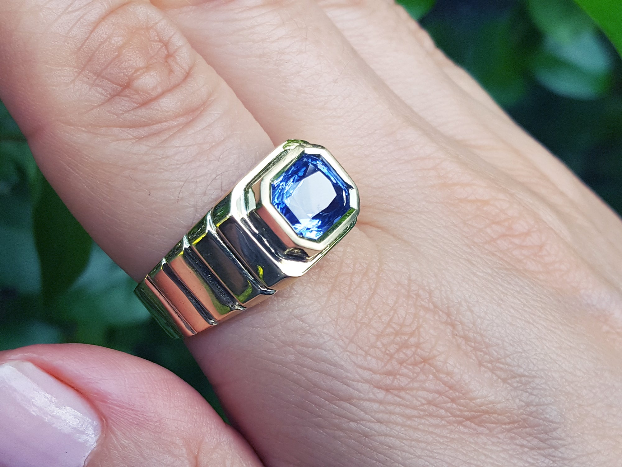 Genuine sapphire ring for man