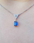 White gold sapphire necklace