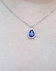 Natural blue sapphire pendant