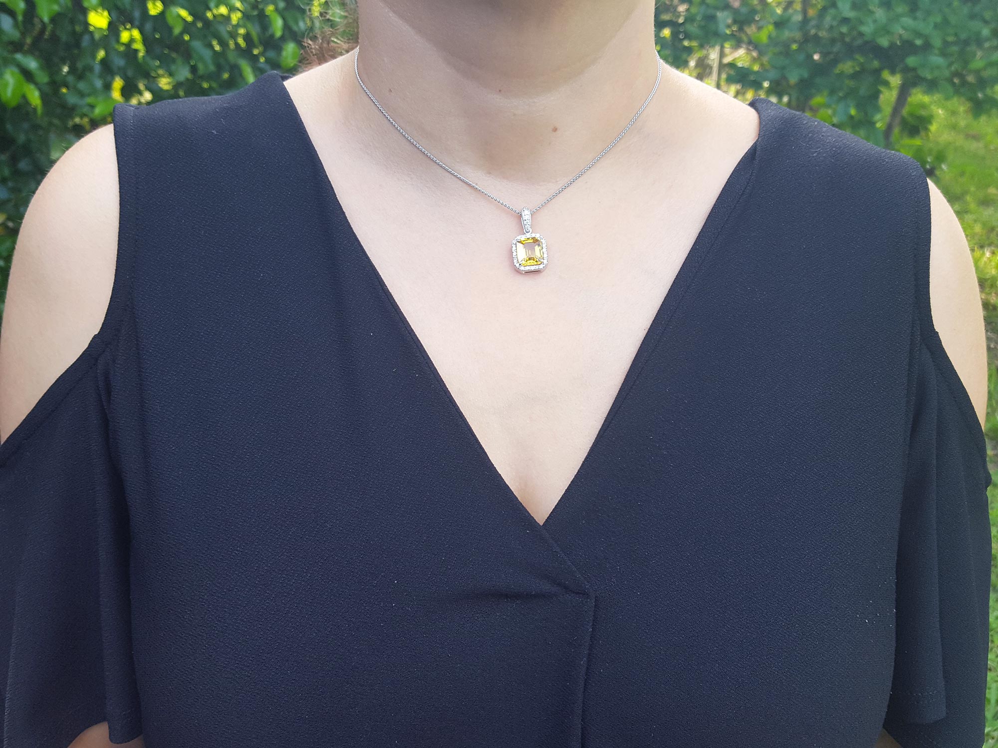 Genuine yellow sapphire necklace for mother’s day