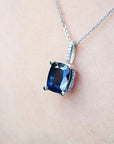 Mother’s day sapphire necklace, 
