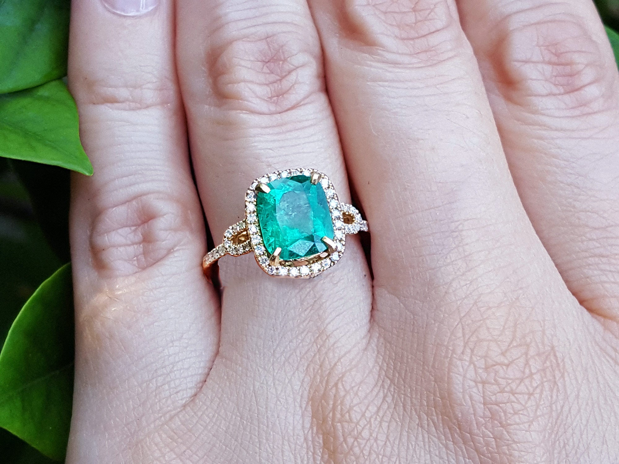 USA made Women’s Colombian emerald rings