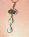 Black and white Australian Opal Pendant 2.68 ct. Gold 14K