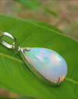 14k gold Welo opal pendant