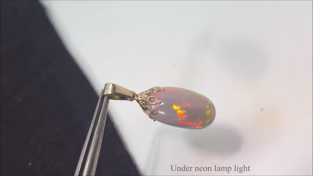 Welo opal Necklace pendant