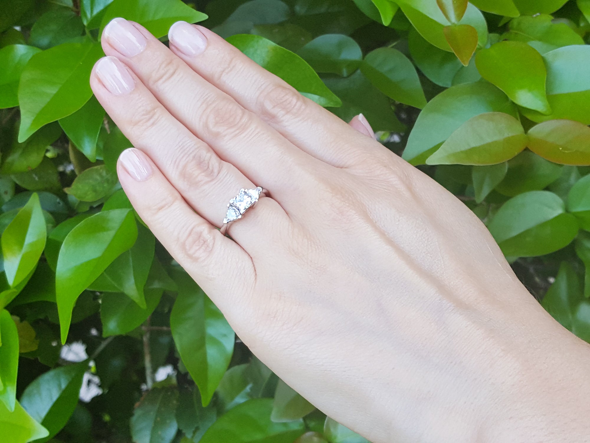 Natural diamond ring