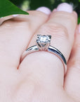 Solitaire White gold diamond ring