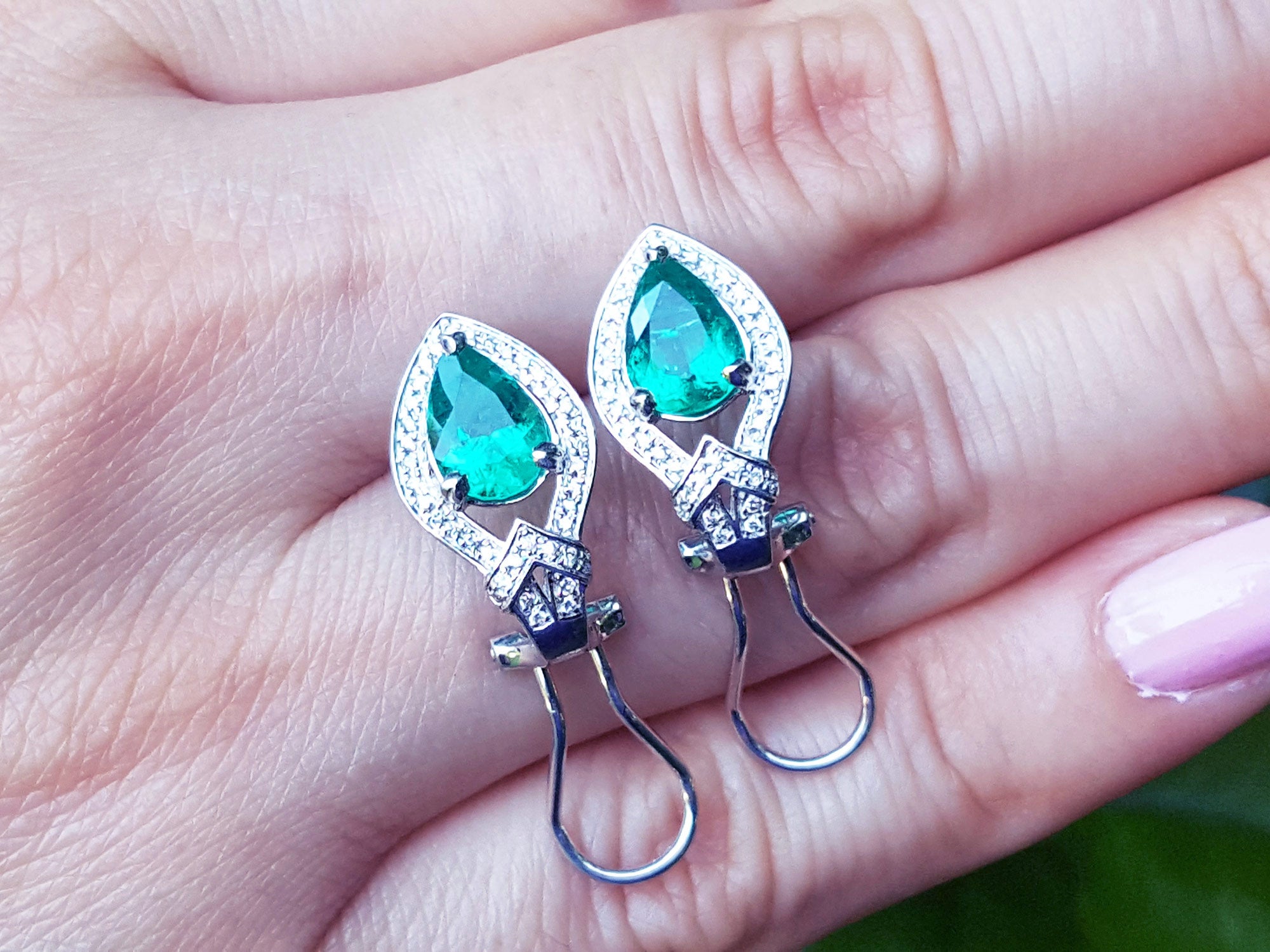 emerald earrings for women