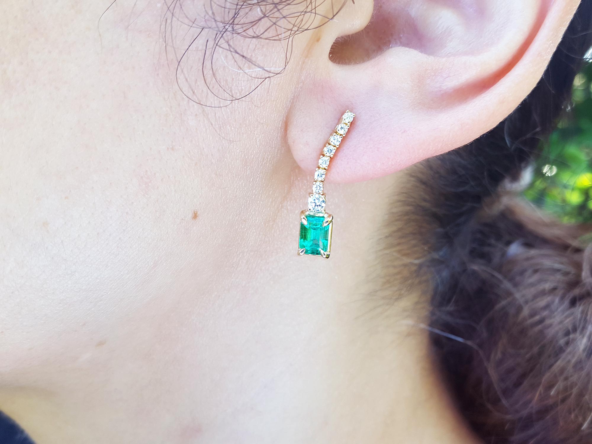Authentic emerald earrings for sale