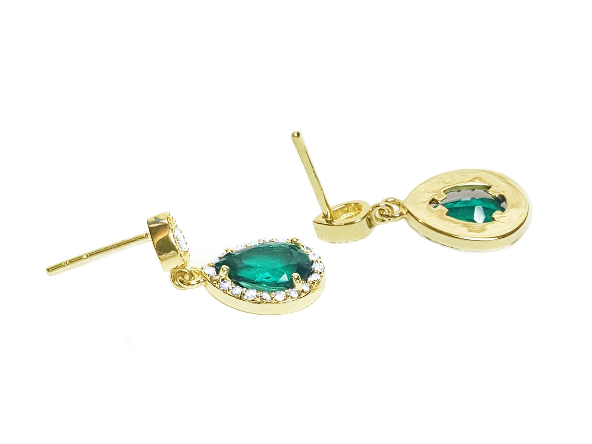 Colombian emerald earrings