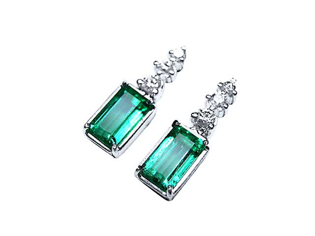 Emerald and diamond fine jewelry earrings