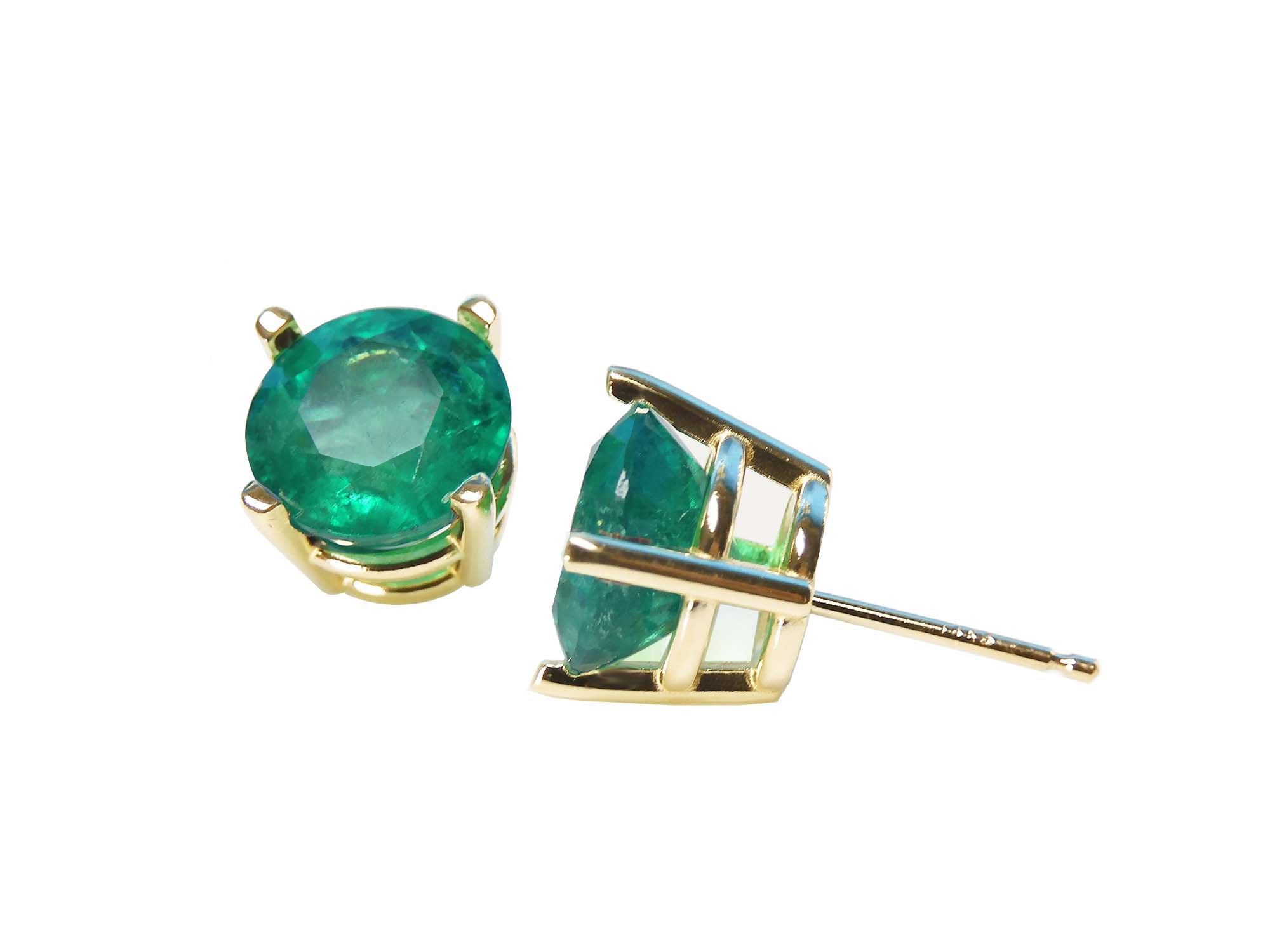 Natural emerald stud earrings